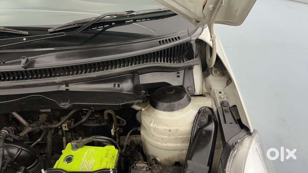 Maruti Suzuki Swift Vvt Vxi, 2012, Petrol
