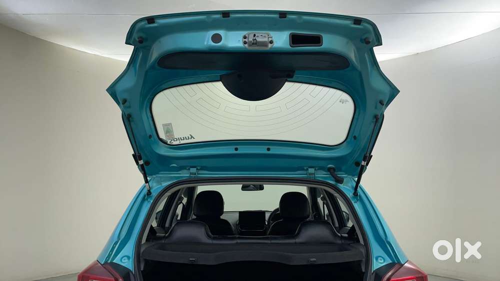 Tata Tiago Xza, 2025, Petrol