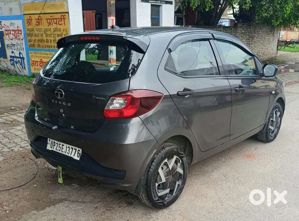Tata Tiago Revotron 2025 Bilkul New Car No Scratch Only 13000 Km Drive