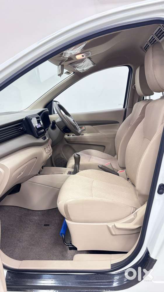 Maruti Suzuki Ertiga Vxi Shvs, 2024, Petrol