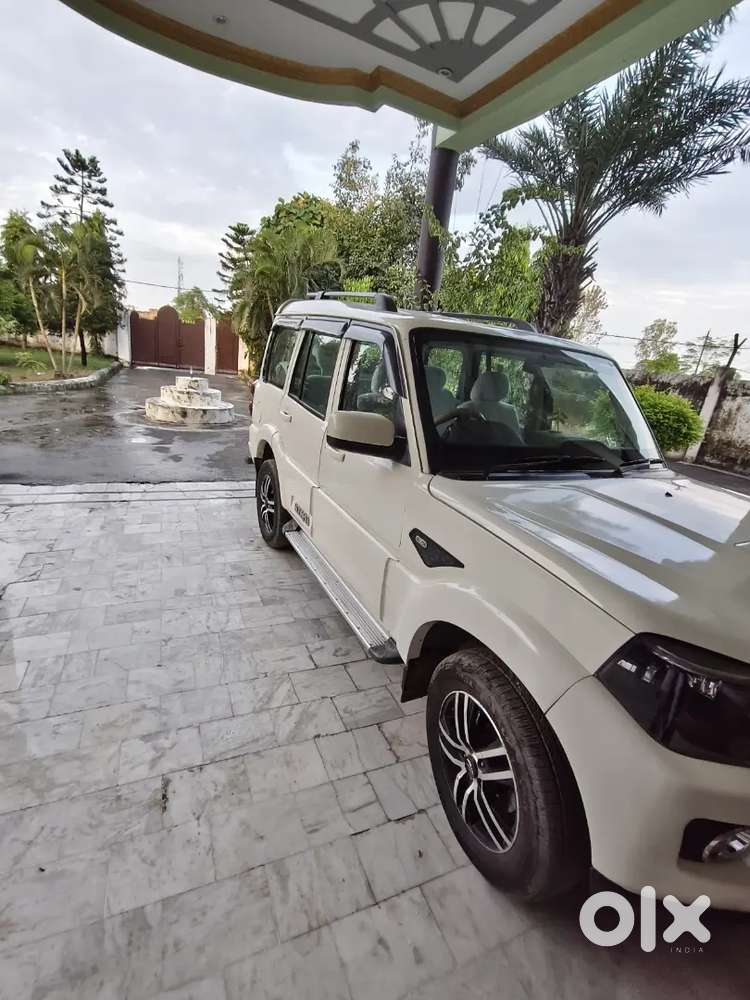 Mahindra Scorpio Classic 2021 डीज़ल