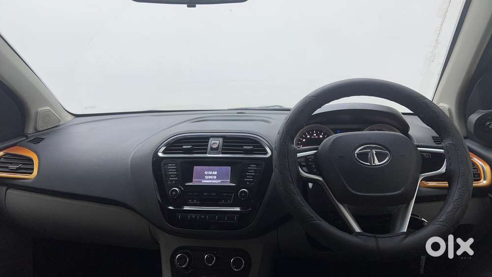 Tata Tiago Xza, 2017, Petrol