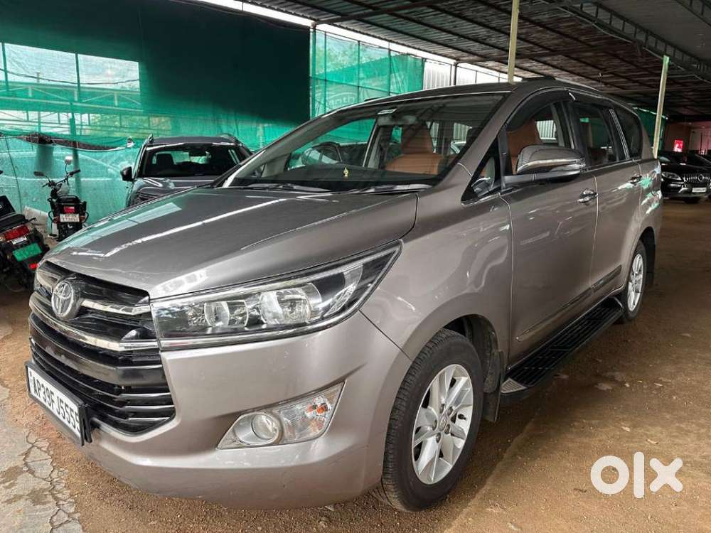 Toyota Innova Crysta 2.4 G Mt, 2020, Diesel