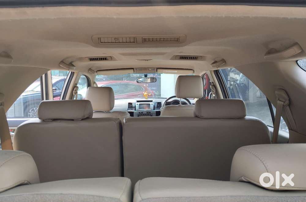 Toyota Fortuner 3.0 4x2 Mt, 2012, Diesel