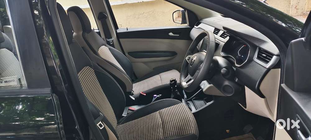 Renault Triber Rxz, 2024, Petrol