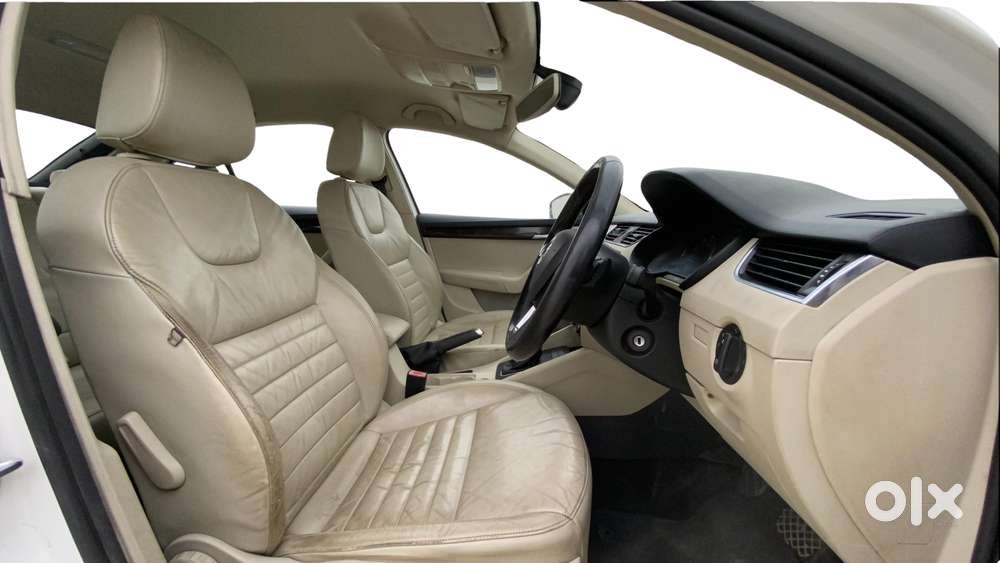 Skoda Octavia [ ] 1.8 Ambition Plus Tsi At, 2017, Petrol