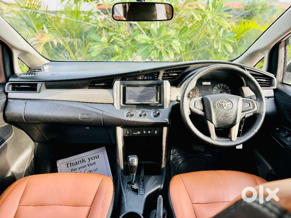 Toyota Innova Crysta G 8 Str, 2016, Diesel