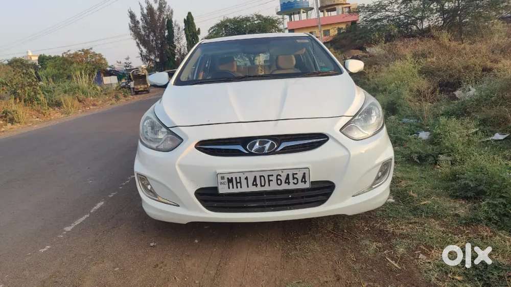 This Is Dr.'s Car . Hyundai Verna 2012 Diesel Well Maintained