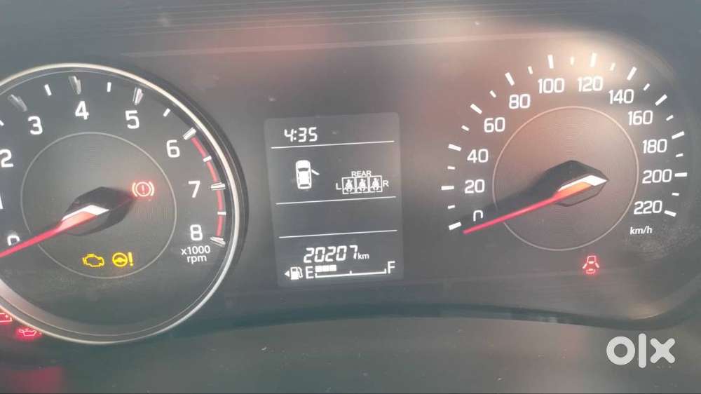 Maruti Swift Lxi 2025