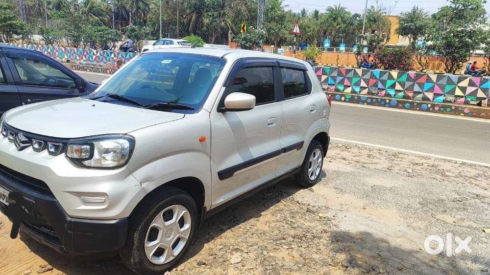 Maruti Suzuki S-presso Vxi Plus, 2022, Petrol