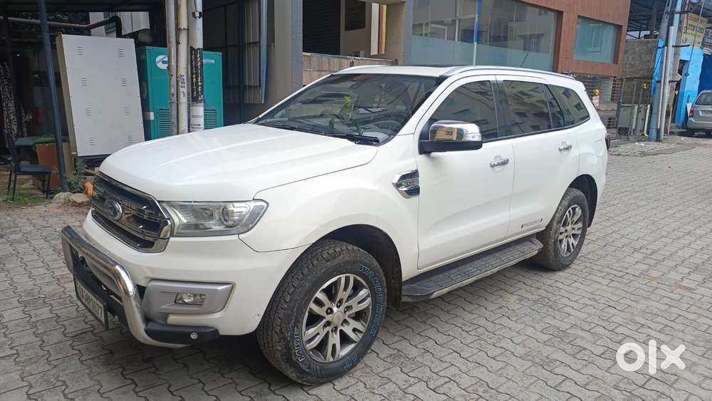 Ford Endeavour Titanium 4x2, 2018, Diesel