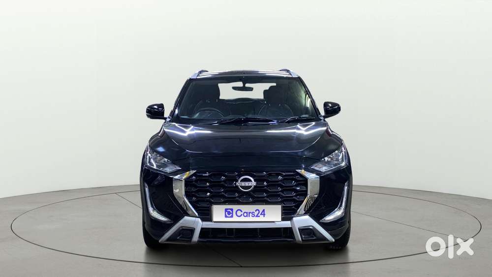 Nissan Magnite Kuro Edition Petrol Amt, 2025, Petrol