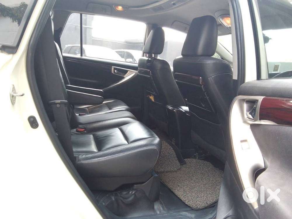 Toyota Innova Crysta 2.8 Z, 2017, Diesel