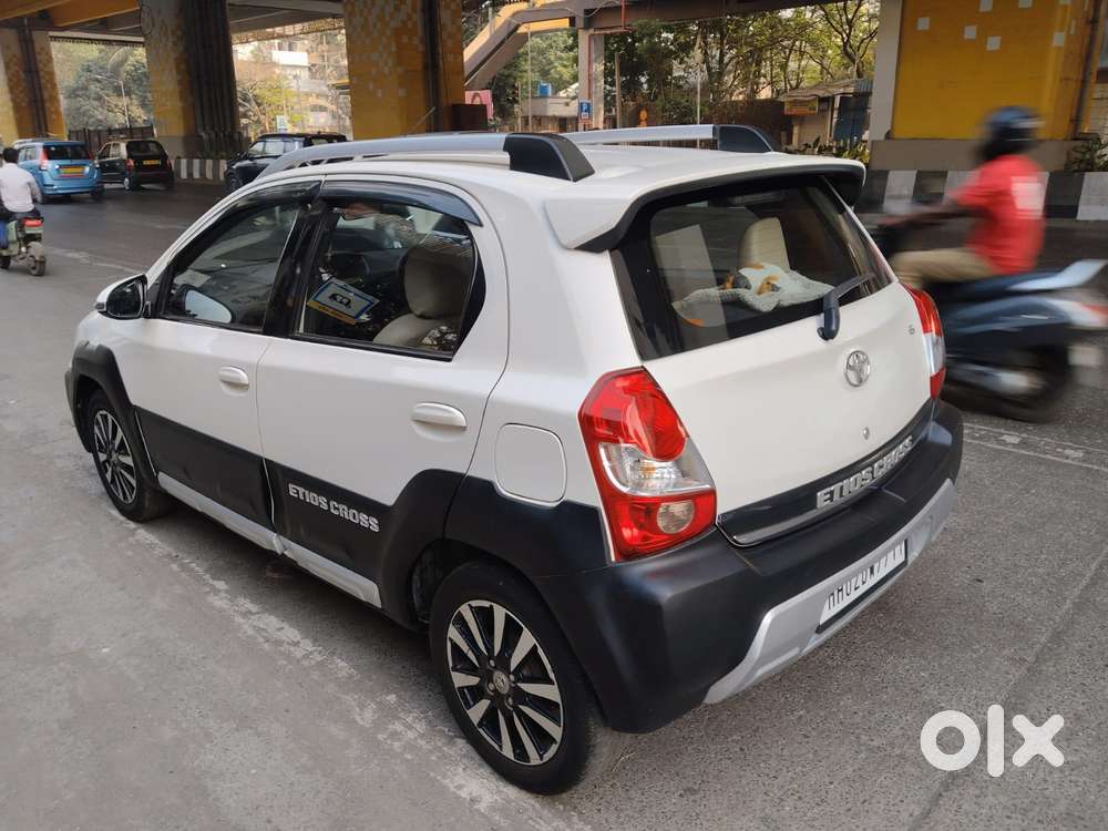 Toyota Etios Cross 1.2l G, 2015, Petrol