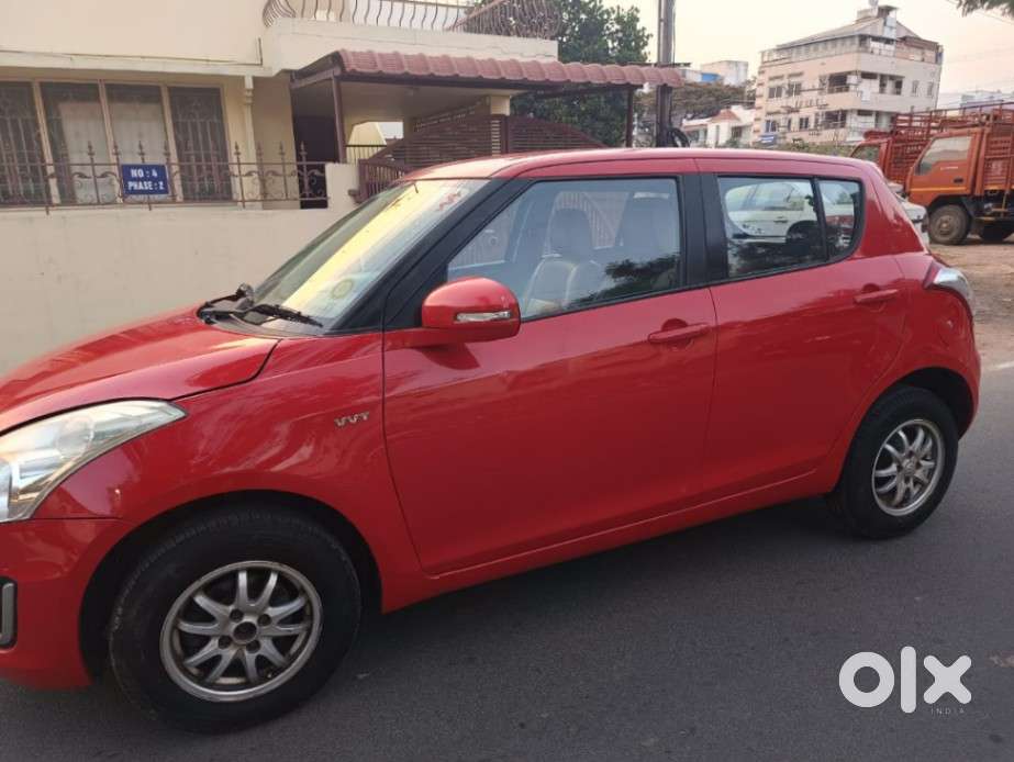 Maruti Suzuki Swift Vxi + Manual, 2016, Petrol