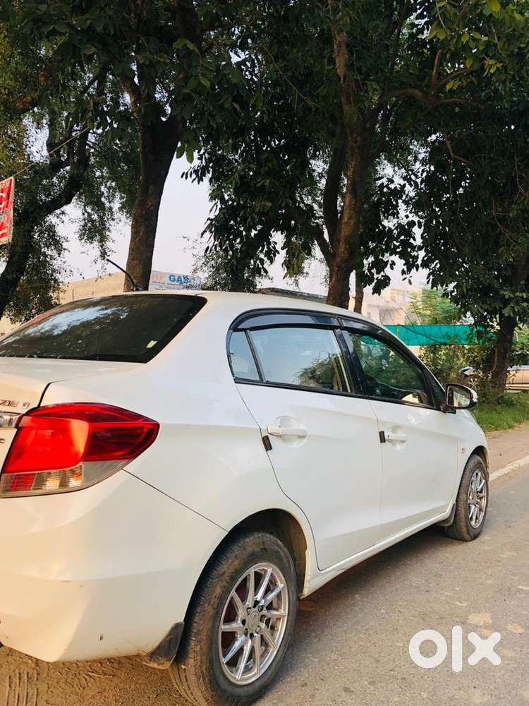 Honda Amaze Diesel 2016
