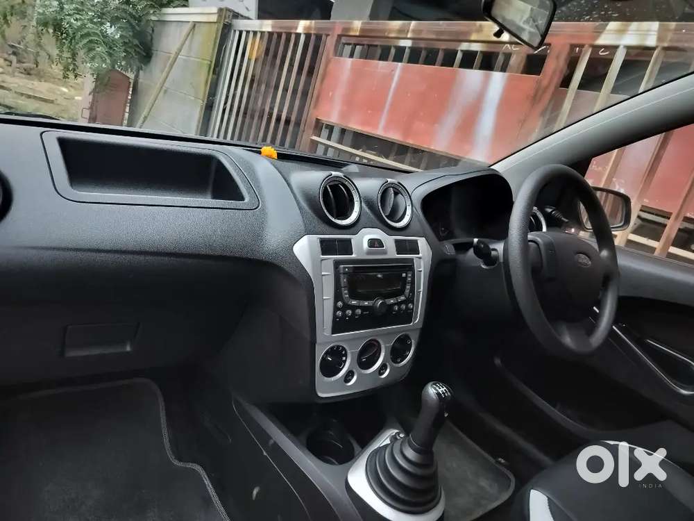 Ford Figo 1.2 Petrol 2011