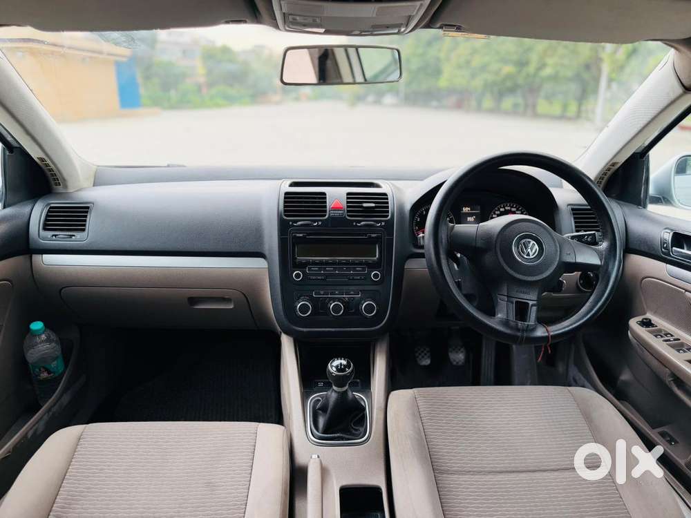 Volkswagen Jetta, 2010