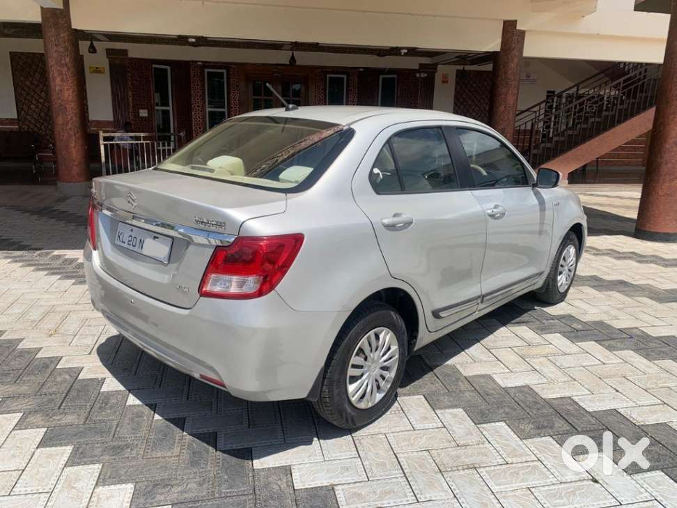 Maruti Suzuki Swift Dzire Vxi Optional, 2018, Petrol