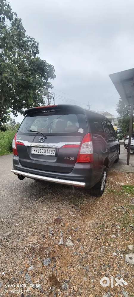 Toyota Innova 2015 Diesel Well Maintained