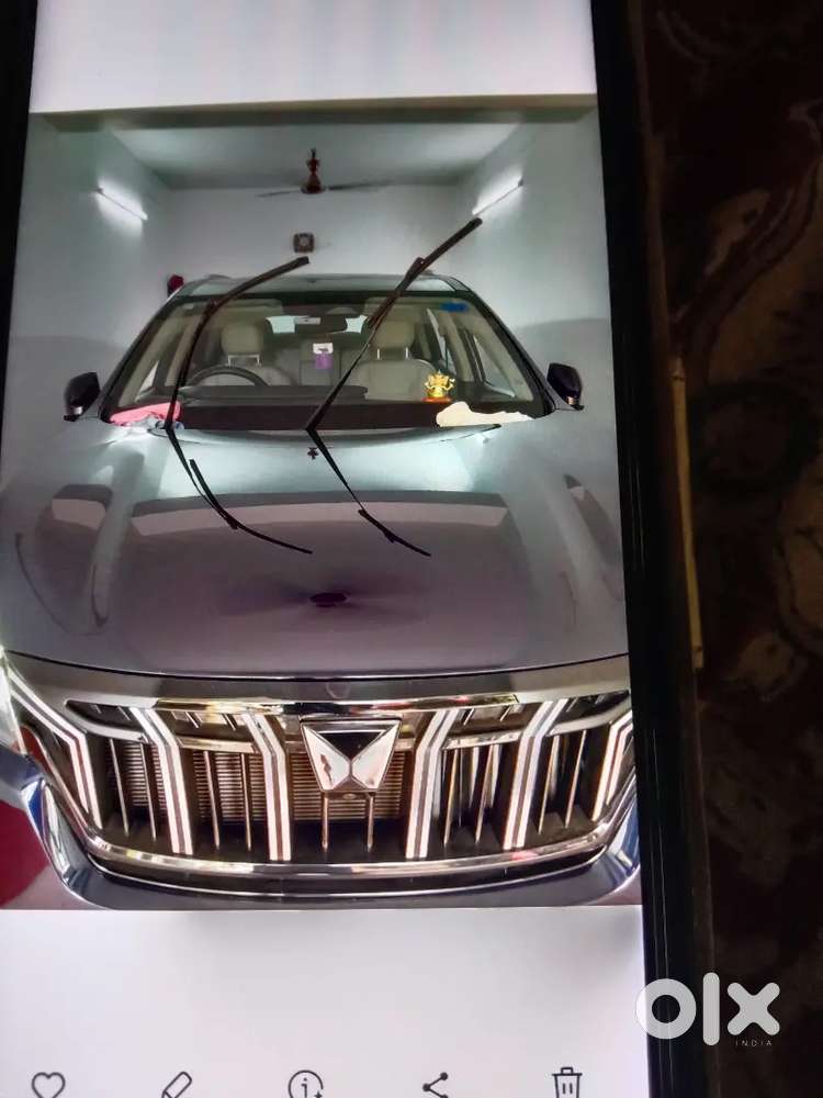 Mahindra Xuv700 2023 Petrol 14400 Km Driven