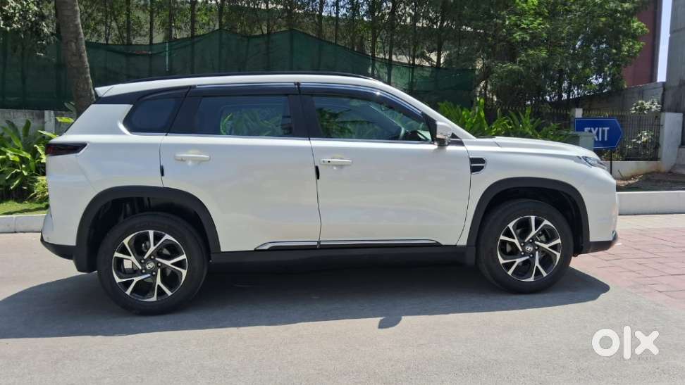 Toyota Urban Cruiser Hyryder 1.5 V Neo Drive, 2023, Petrol
