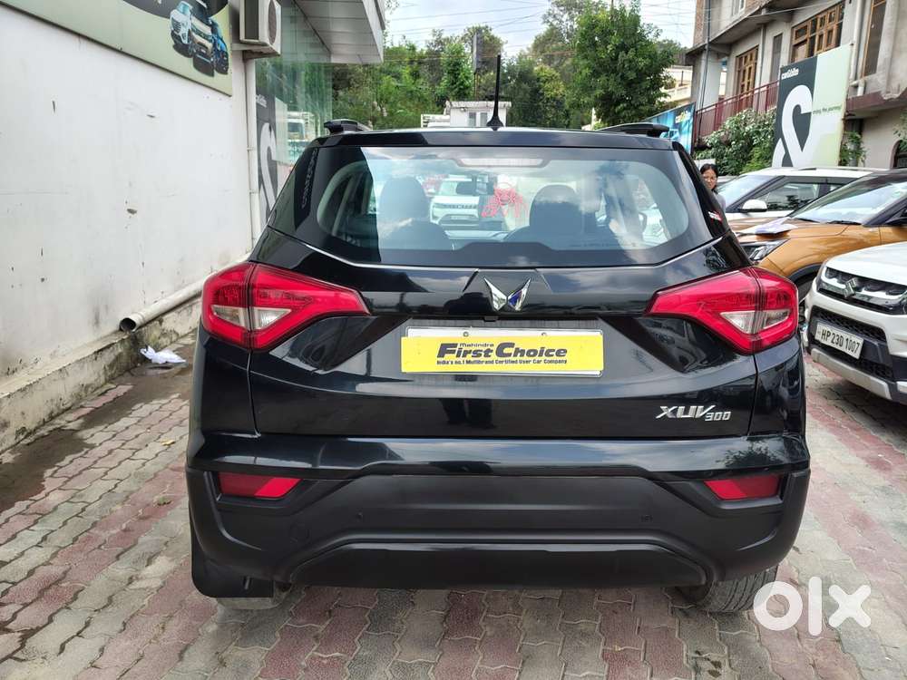 Mahindra Xuv300 W6, 2023, Petrol