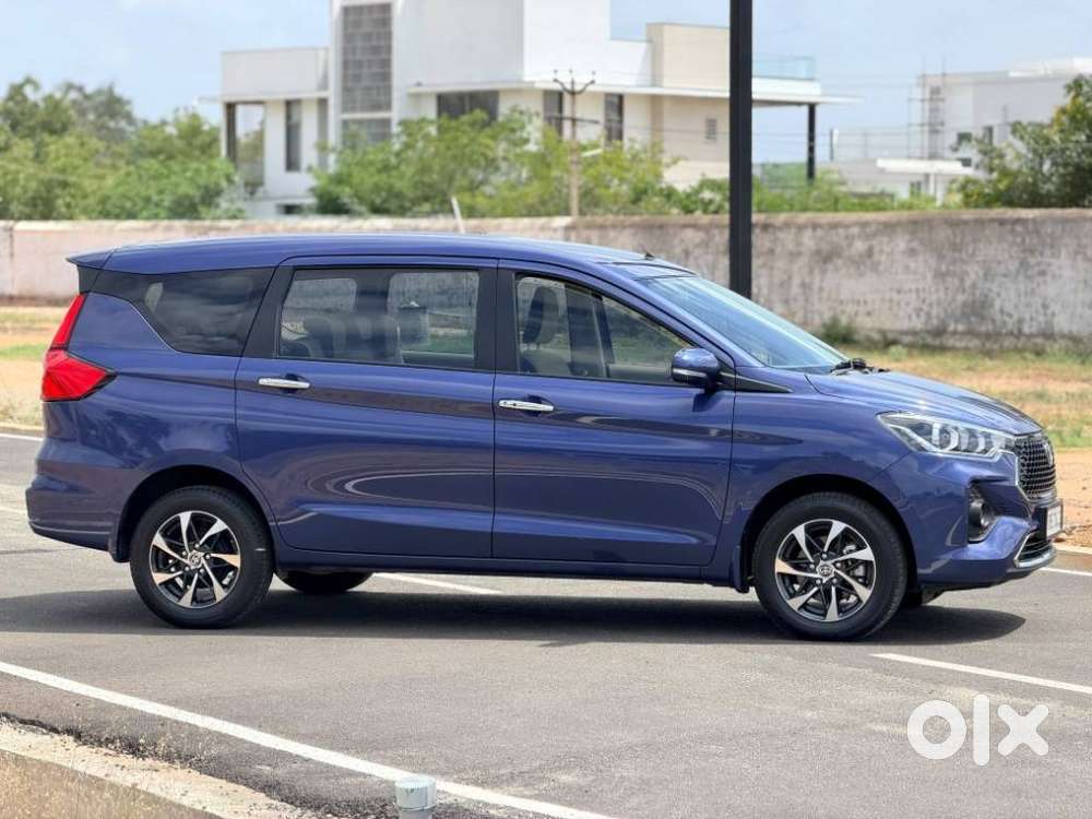 Toyota Rumion V Petrol Automatic Dual Tone, 2026, Petrol