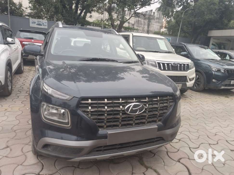 Hyundai Venue S 1.2 Petrol, 2022, Petrol