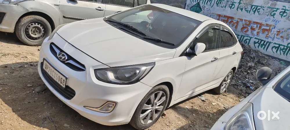 Hyundai Verna 2012 Diesel 90000 Km Drive