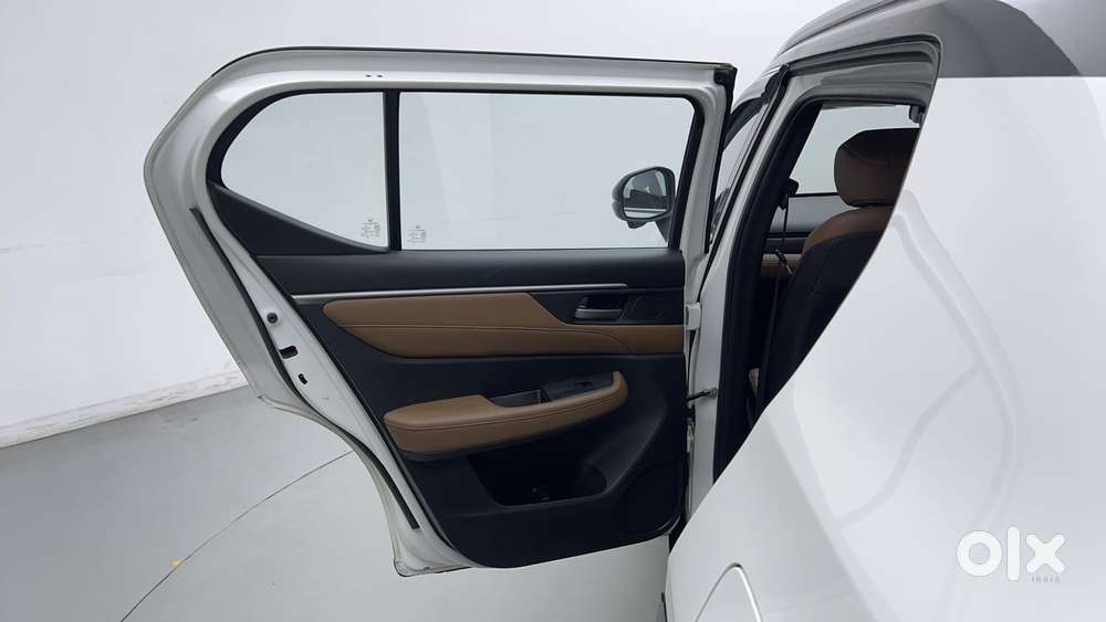 Honda Elevate Zx Cvt, 2024, Petrol