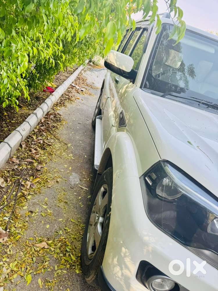 Mahindra Scorpio Classic 2021 Diesel Manual 54000 Km