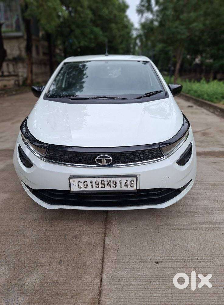 Tata Altroz 1.2 Xe, 2021, Petrol
