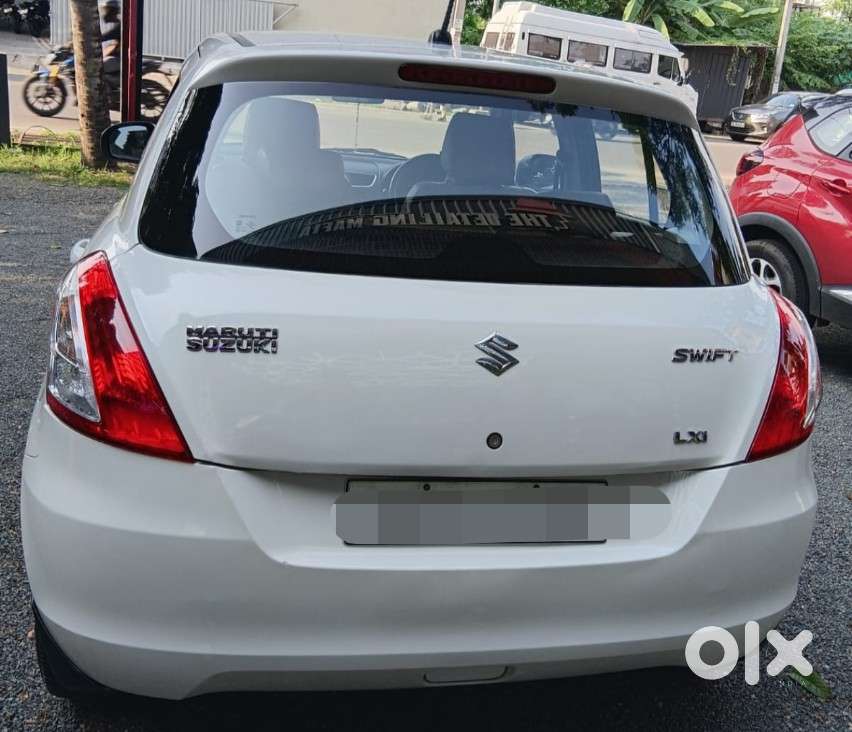 Maruti Suzuki Swift Lxi Optional-o, 2016, Petrol