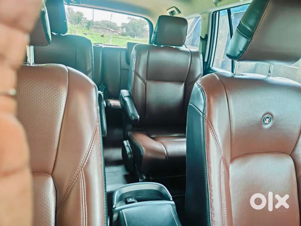 Toyota Innova Crysta 2025