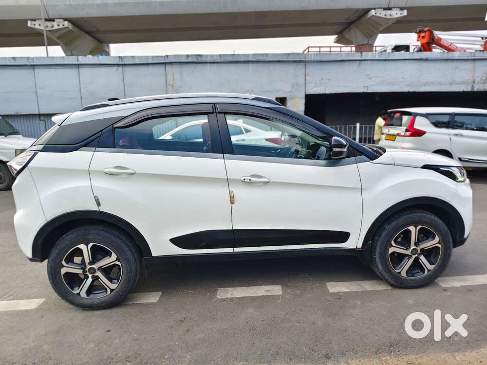 Tata Nexon 1.2 Revotron Xza Plus (o) Amt, 2022