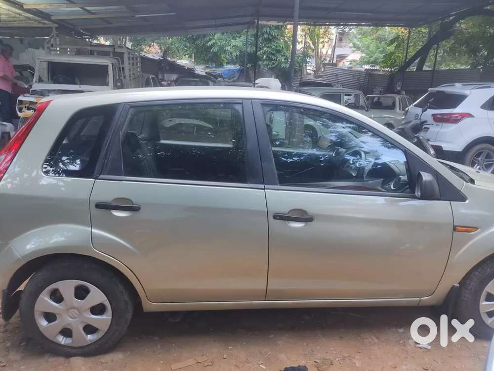 Ford Figo Diesel Titanium, 2015, Diesel