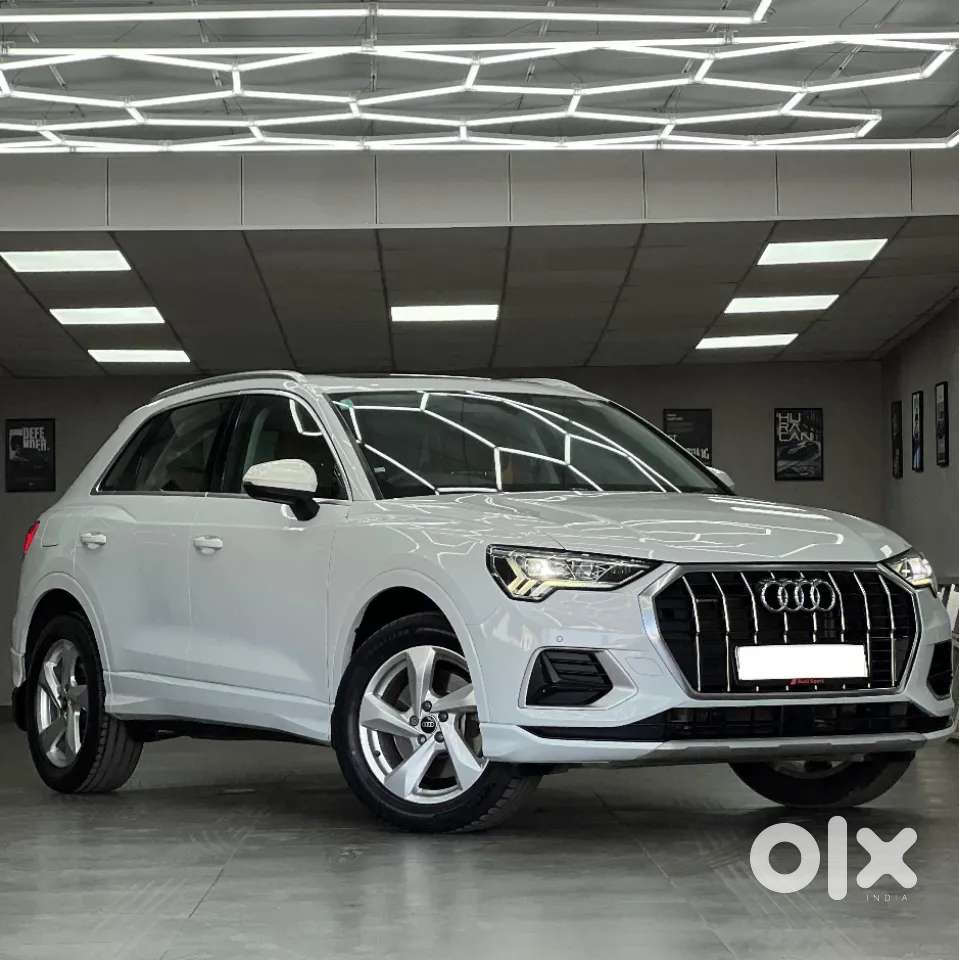 Audi Q3 40 Tfsi Premium Plus, 2023, Petrol