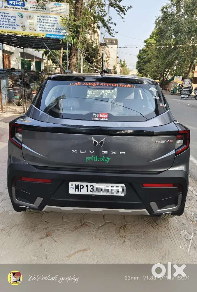 Showroom Condition Mahindra Xuv 3xo Revx M Petrol Manual 2026