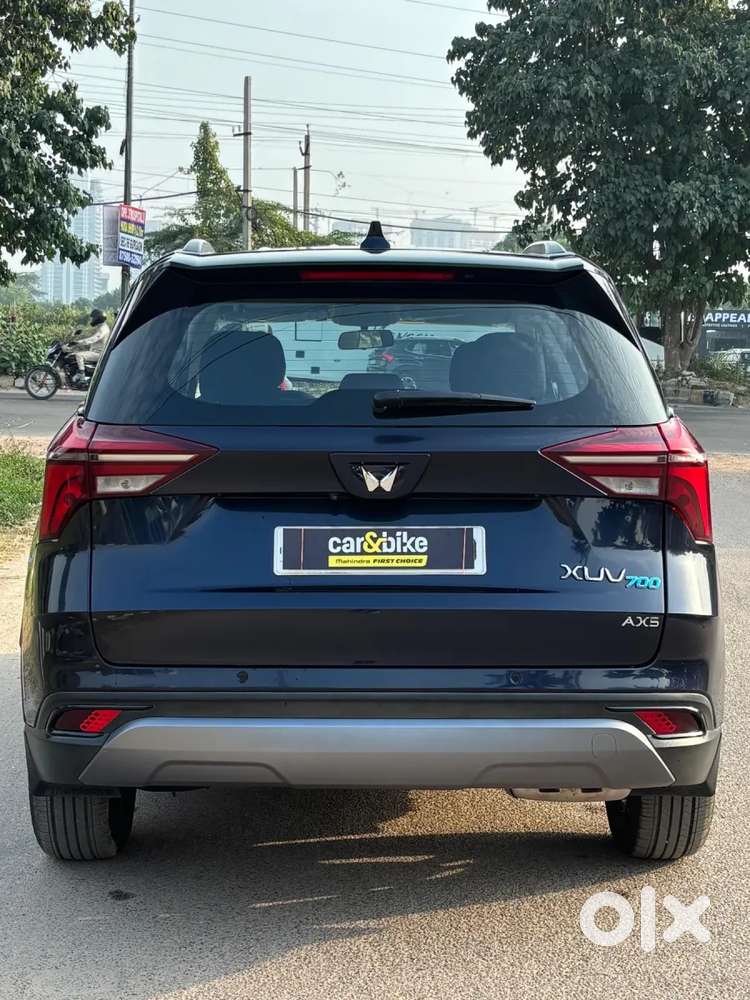 Mahindra Xuv700 2.0 Ax 5 Petrol At Str, 2023, Petrol