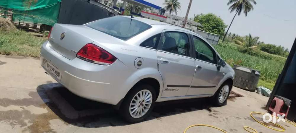 Fiat Linea Classic 2009 Diesel 131000 Km Driven