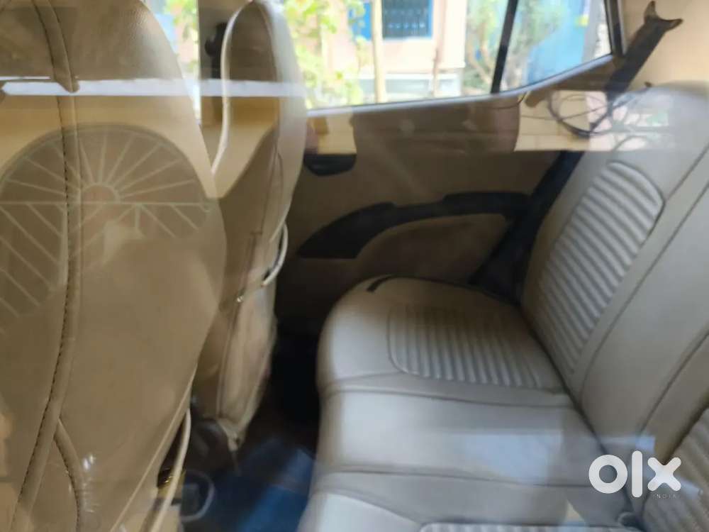 Hyundai I10 Sportz 2017 Sportz Premium Cng 21600 Km Driven