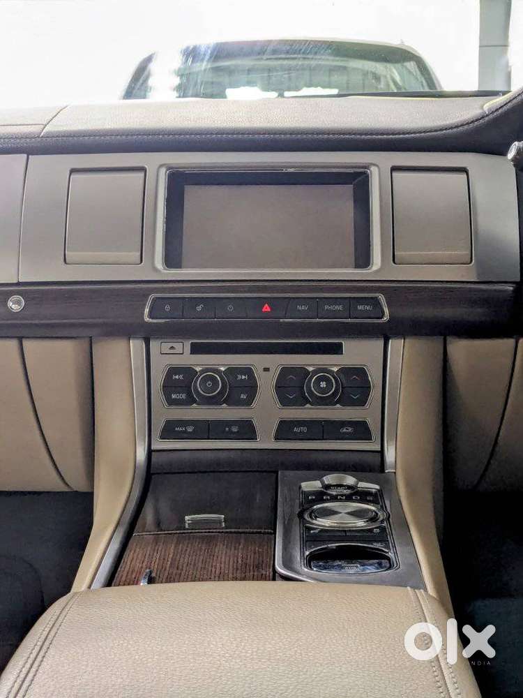 Jaguar Xf 2.2 Litre Luxury, 2015, Diesel