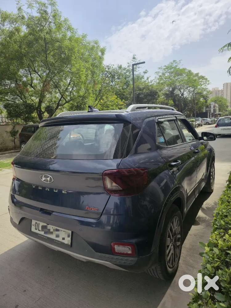 Hyundai Venue Sx 1.0 Turbo Imt  No Clutch  Delhi Registered