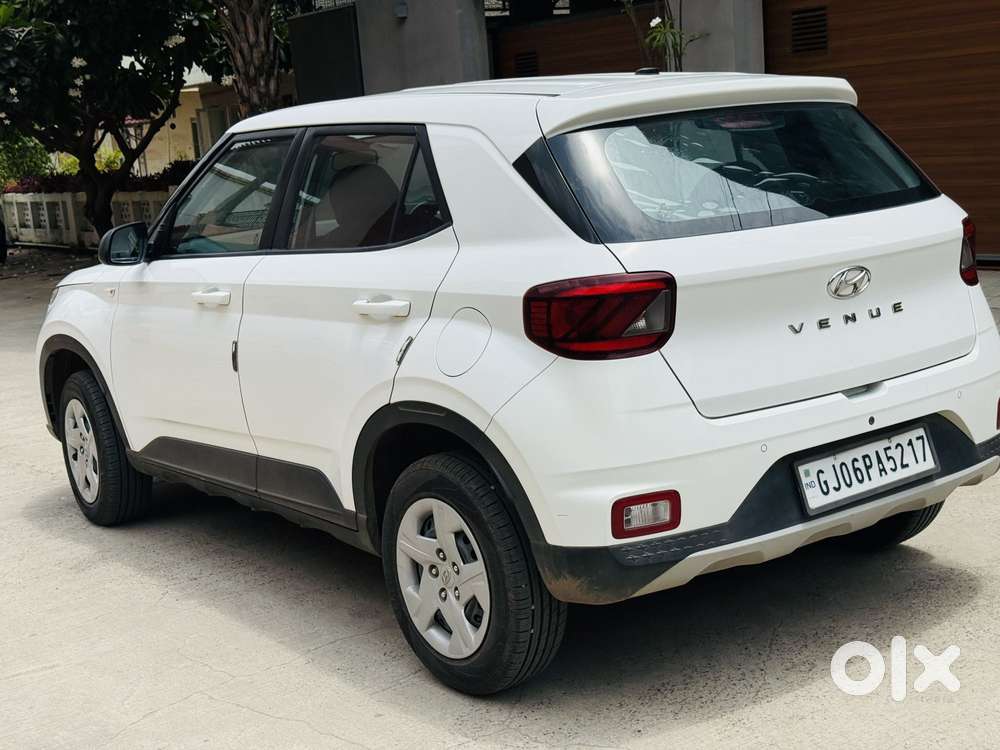 Hyundai Venue E 1.2 Petrol, 2019, Petrol