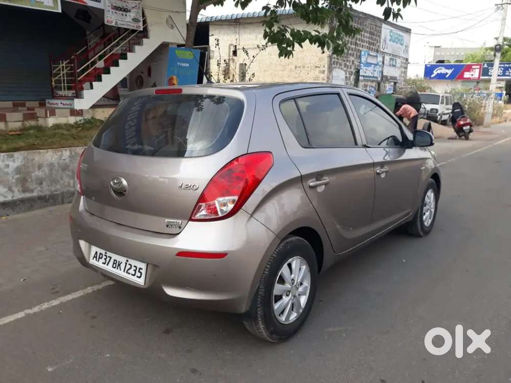 Hyundai I20 Sportz (good Condition)