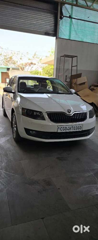 Skoda Octavia 2015 Diesel 78500 Km Driven