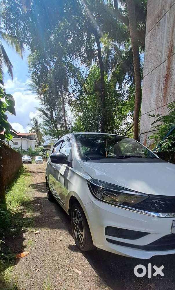 Tata Tiago 1.2 Revotron Xt (o), 2024, Petrol