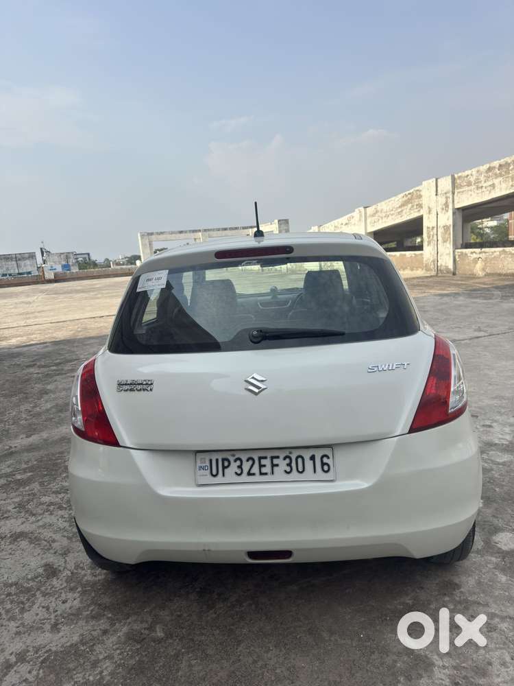 Maruti Suzuki Swift Vvt Zxi, 2012, Petrol