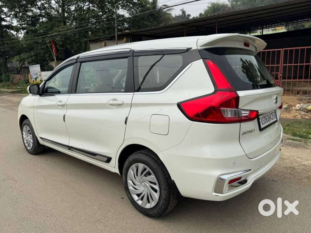 Maruti Suzuki Ertiga Vxi Shvs, 2023, Petrol